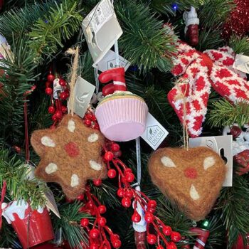 OBEST 12 pezzi decorazioni natalizie da uomo a forma di zenzero varie figure in plastica decorazioni da appendere per scene di Natale pendenti per alberi di Natale 